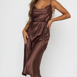 Be My Lover Midi Dress Mocha